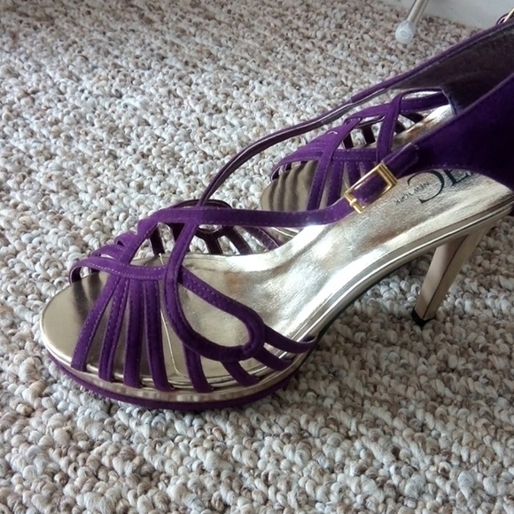 5" High heel purple sandles Size 9.5 - Picture 1 of 3